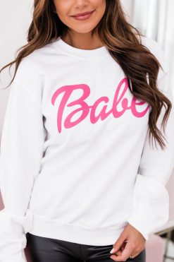 Top 10 👍 Pink Lily Babe White Graphic Sweatshirt ❤️ -Tees Shop 1K0A5096 ae29718f 2daa 438c 8633 8e1220e297f0 650x