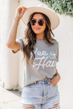 Deals 🎉 Pink Lily Yee Haw Script Heather Stone Graphic Tee 🤩