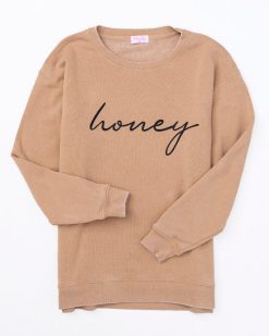 Brand new 🔥 Pink Lily Honey Script Gold Graphic Sweatshirt ❤️ 11 Brand new 🔥 Pink Lily Honey Script Gold Graphic Sweatshirt ❤️ -Tees Shop 4W3A7819 d50898b2 37d4 402f a1f7 5fb0bac84565 650x