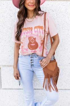 Discount ⌛ Pink Lily Music City Nashville Peach Graphic Tee 🛒 -Tees Shop AH173780 musiccitypeachgraphic 184144 tanyalight 185148 NEWbrowncrossbody 185342 NEWpinkfedora 183186 heidchestnut 182962 originalstatement 182700 overtimeexperience 1 650x
